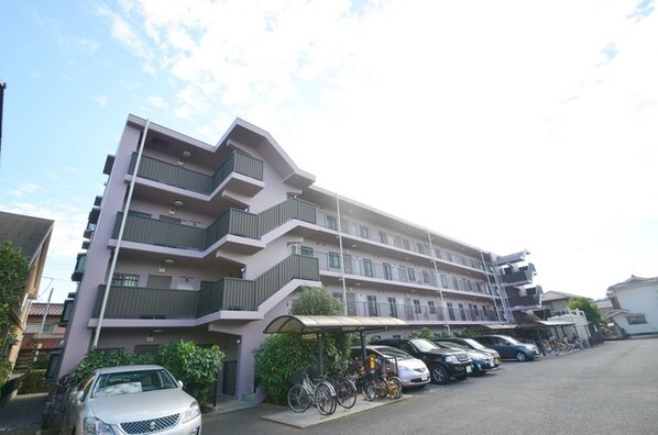 フローレスタカーサの物件内観写真